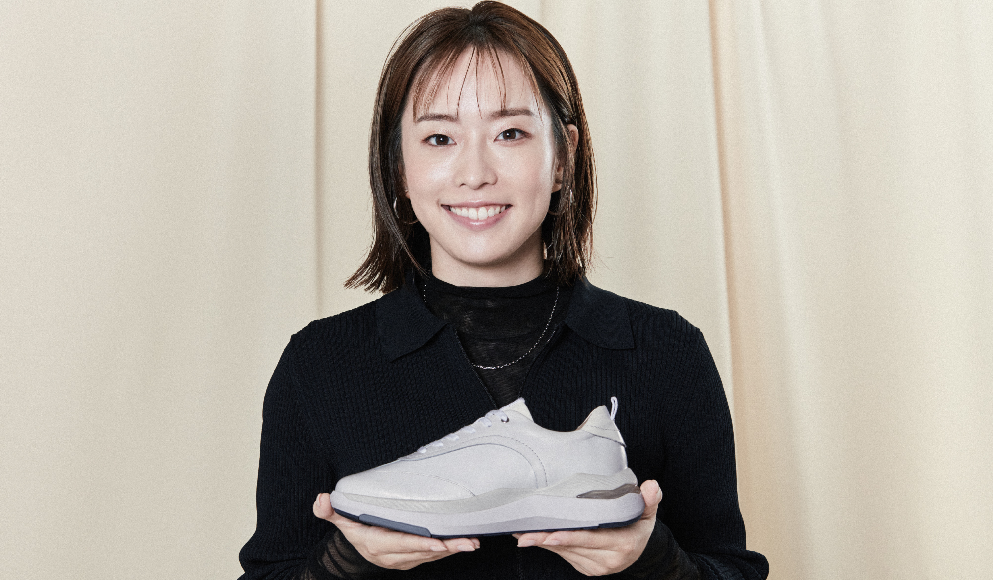 ASICS WALKING KASUMI ISHIKAWA