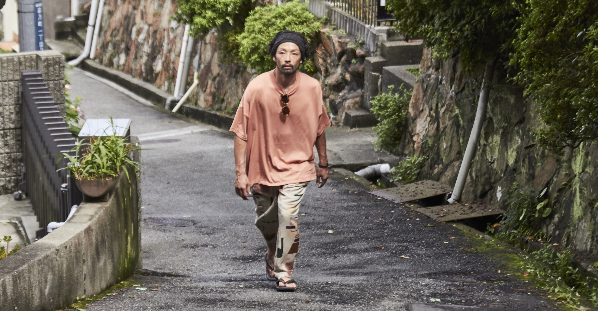 人の数だけ、違った歩き方がある。人の数だけ、歩く理由がある。WALKS – 森山未來編 –