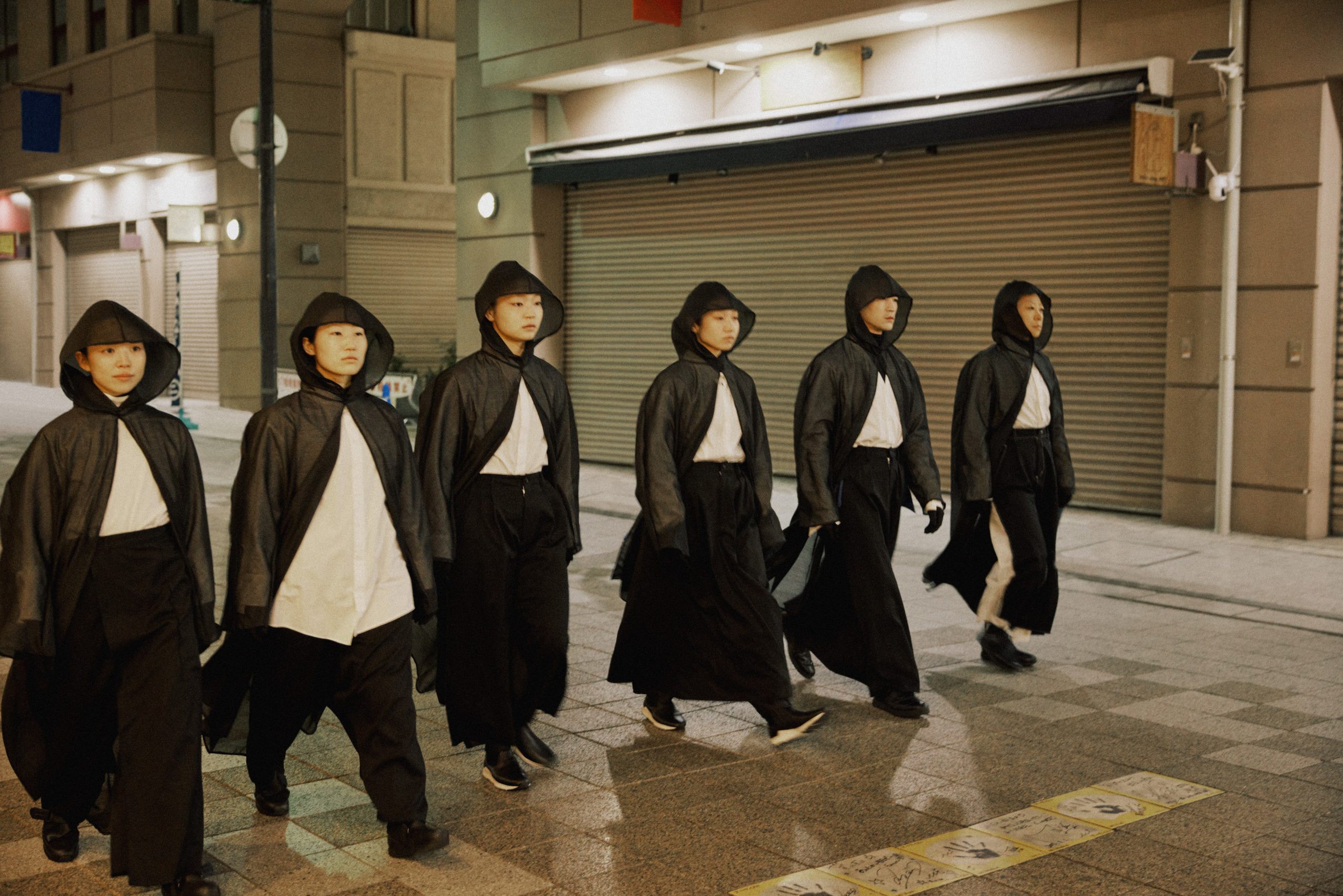 人の数だけ、違った歩き方がある。<br>人の数だけ、歩く理由がある。<br>WALKS – 森山未來・番外編／レポート2 –