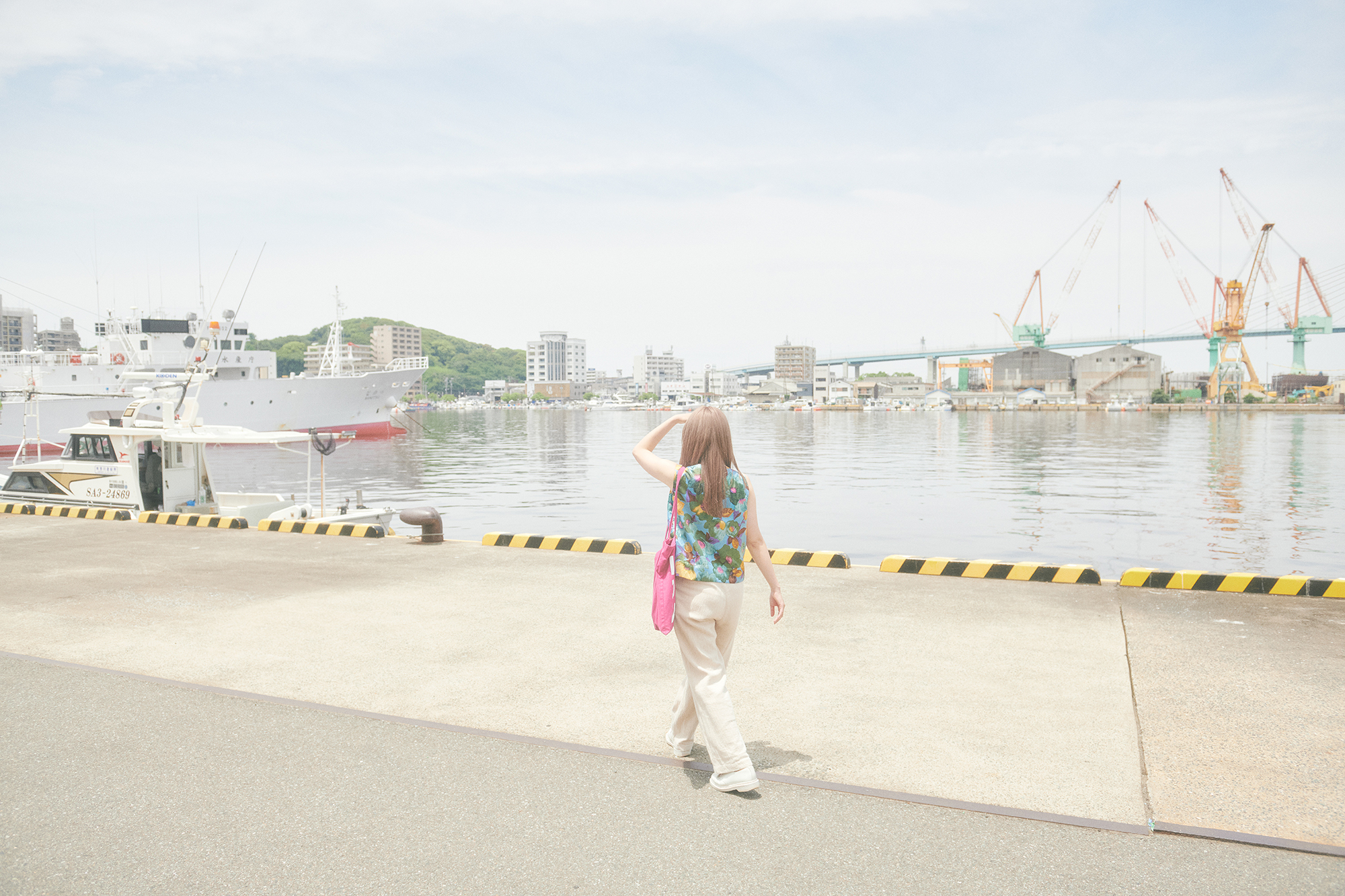 人の数だけ、違った歩き方がある。<br>  人の数だけ、歩く理由がある。<br>  WALKS-石川由佳子編-