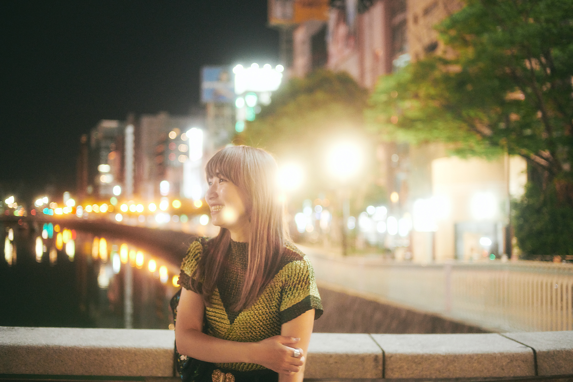 人の数だけ、違った歩き方がある。<br>  人の数だけ、歩く理由がある。<br>  WALKS-石川由佳子編-