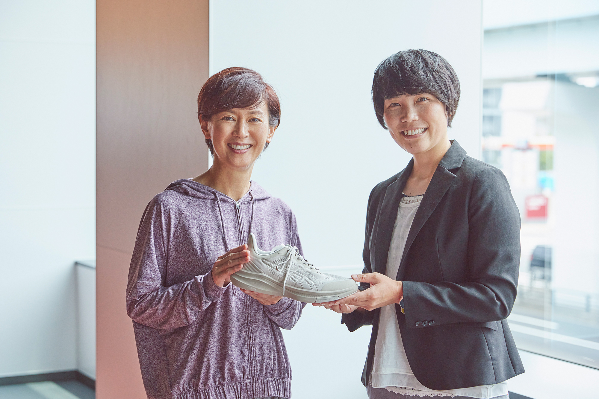 有森裕子さんと開発者が語る「RIDEWALK」<br> 転がりやすさと安定感。 矛盾する機能をひとつに