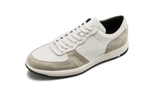 RUNWALK TRAD SNEAKER SERIES