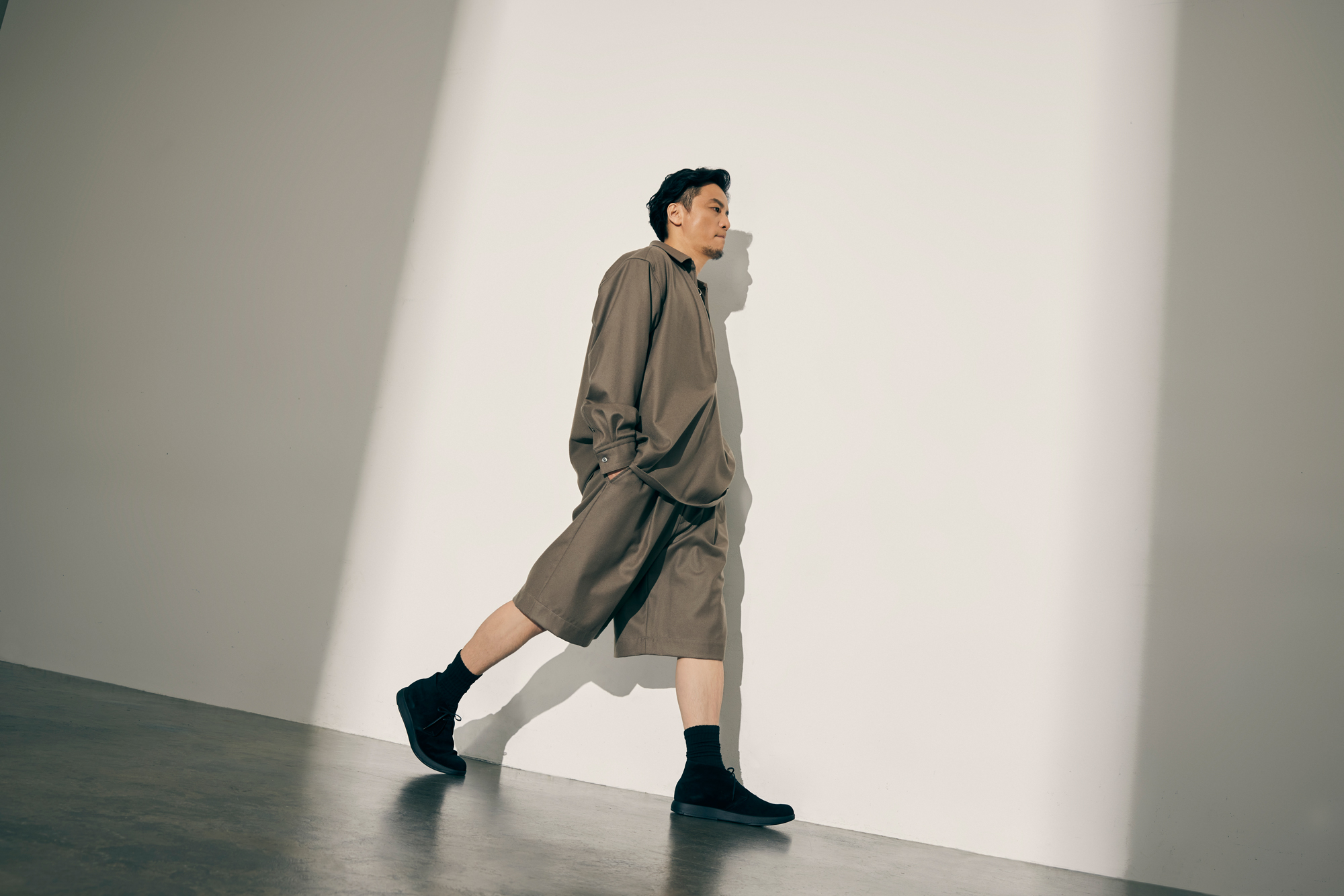 人の数だけ、違った歩き方がある。<br> 人の数だけ、歩く理由がある。<br> WALKS - KREVA 編 –